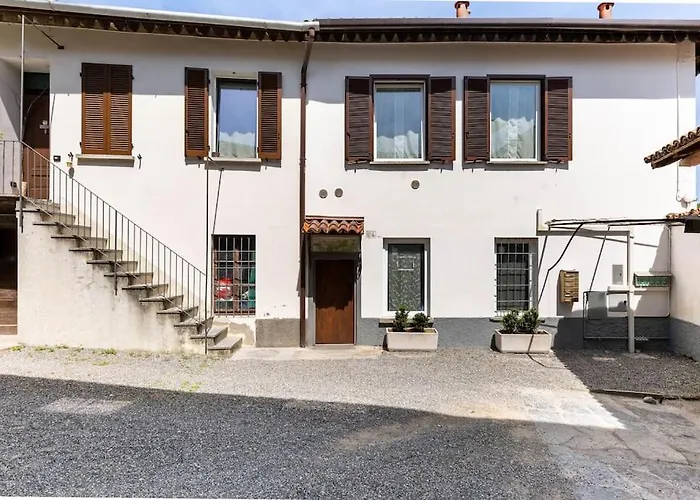 Garibaldi\'S Apartment